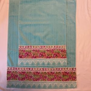 Decorate bath towel set. Hand and bath towel.